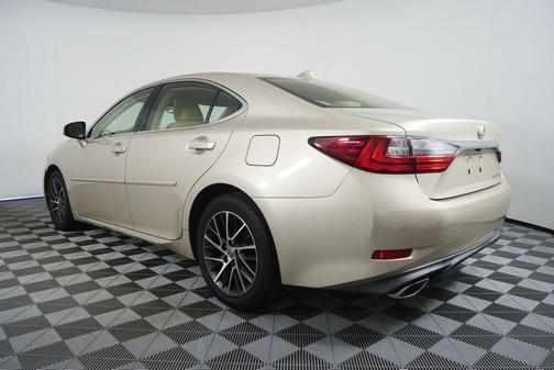 2016 Lexus ES 350 Base