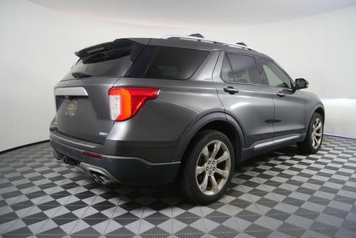 MAGNETIC METALLIC 2020 Ford Explorer Platinum