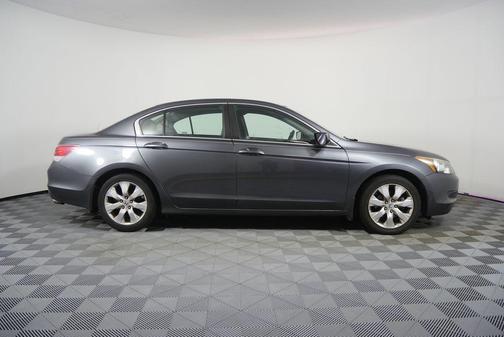 Polished Metal Metallic 2009 Honda Accord EX-L