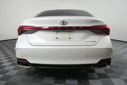 2019 Toyota Avalon Limited
