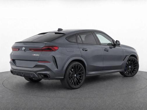 Gray Metallic 2023 BMW X6 M50i