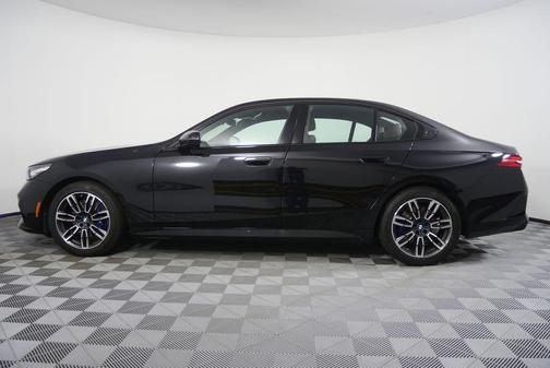 2026 BMW 530 530i