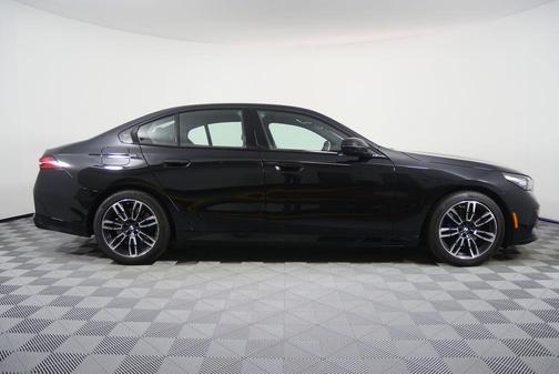 2026 BMW 530 530i