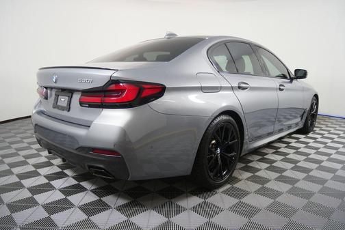 2023 BMW 530 i