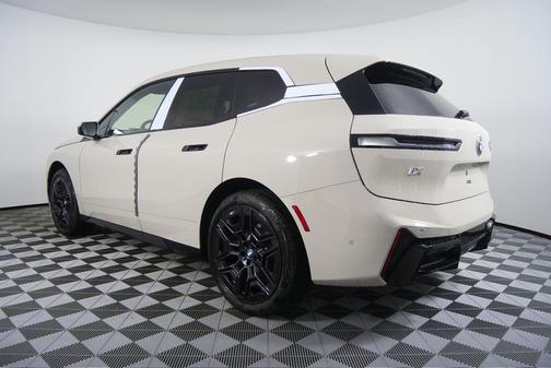 2026 BMW iX xDrive60