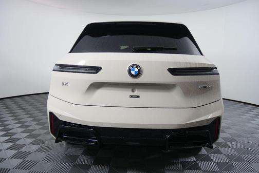 2026 BMW iX xDrive60