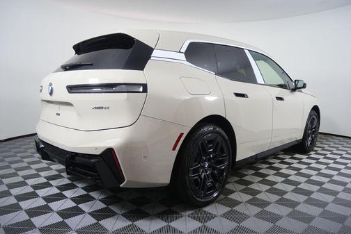 2026 BMW iX xDrive60