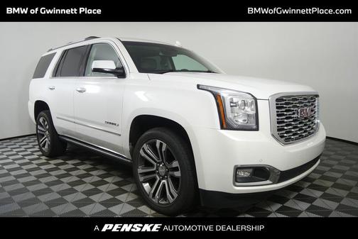 White Frost Tricoat 2019 GMC Yukon Denali