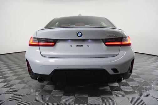 2026 BMW 330 i
