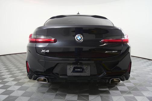 Black Sapphire Metallic 2024 BMW X4 xDrive30i