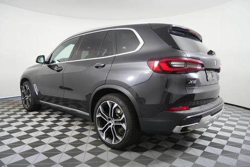 2023 BMW X5 sDrive40i