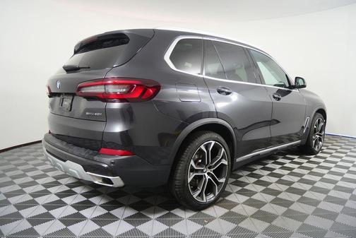 2023 BMW X5 sDrive40i