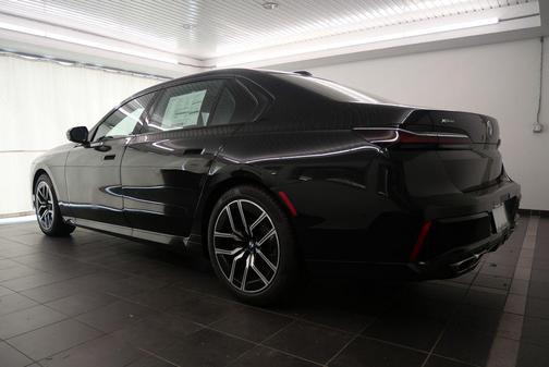2024 BMW 760 i xDrive