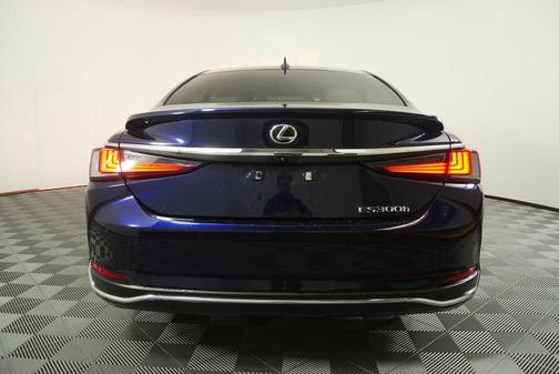 Nightfall Mica 2025 Lexus ES 300h Base