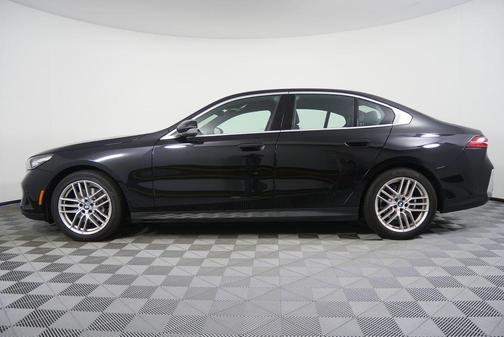 2024 BMW 530 530i