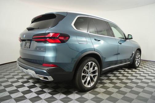 2025 BMW X5 xDrive40i