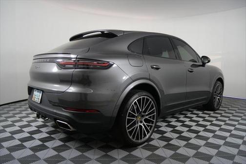 2021 Porsche Cayenne Base