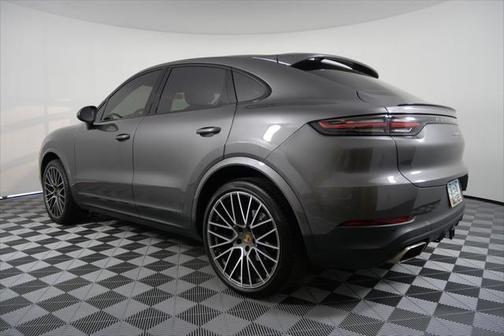 2021 Porsche Cayenne Base