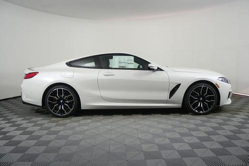 Mineral White Metallic 2026 BMW 840 i