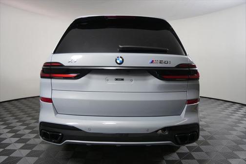 2026 BMW X7 M60i