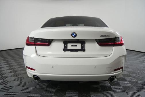 2023 BMW 330 330i