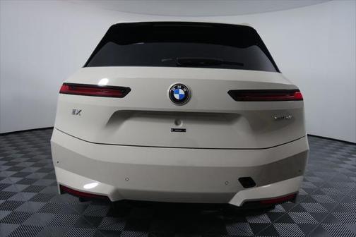 2026 BMW iX xDrive45