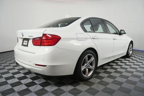 2015 BMW 328 328i