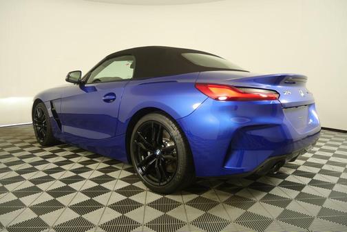 Portimao Blue Metallic 2026 BMW Z4 sDrive30i