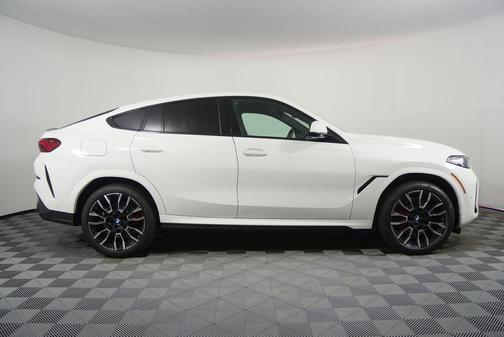 Alpine White 2027 BMW X6 xDrive40i
