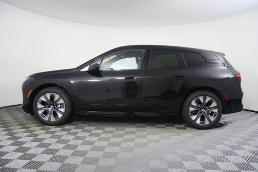2026 BMW iX xDrive60