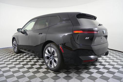 2026 BMW iX xDrive60