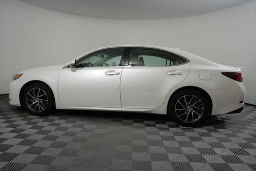 2016 Lexus ES 350 Base