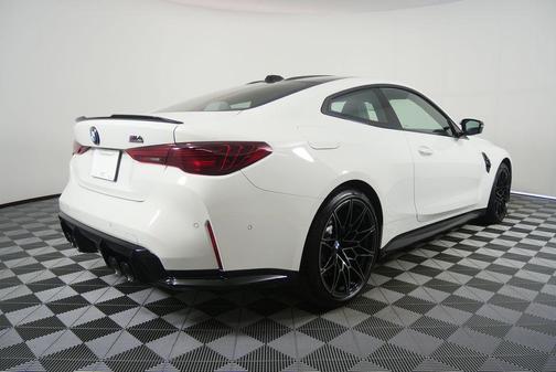 Alpine White 2026 BMW M4 Competition