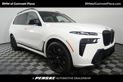 2025 BMW X7 M60i