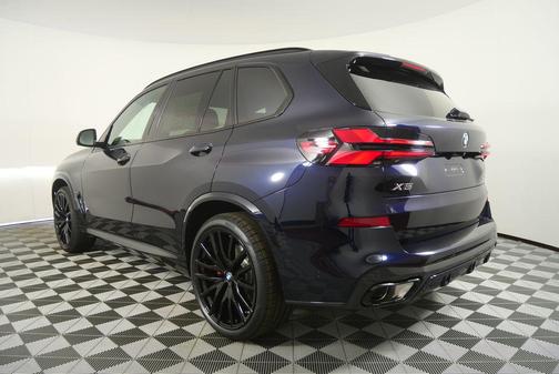 Carbon Black Metallic 2026 BMW X5 sDrive40i