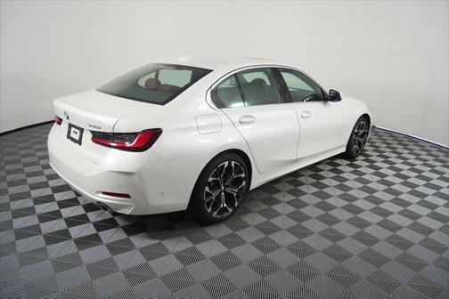 2025 BMW 330 i
