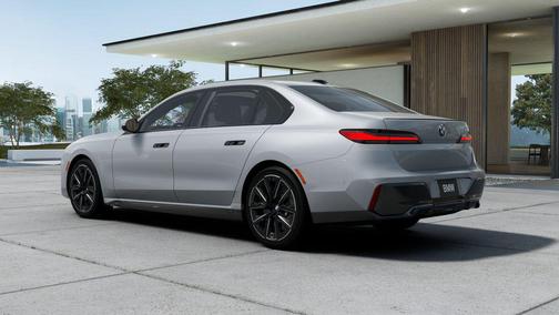 Brooklyn Grey Metallic 2026 BMW 740 740i