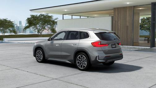 Space Silver Metallic 2026 BMW X1 xDrive28i