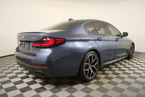 2023 BMW 530 i