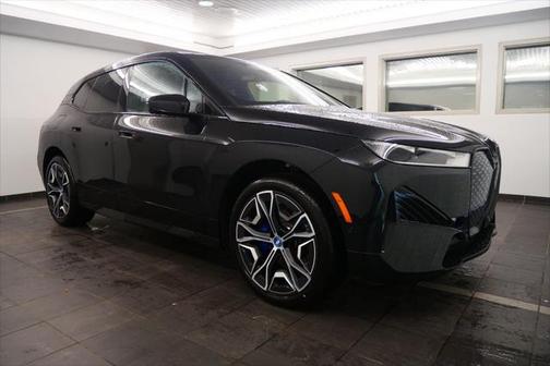 2025 BMW iX xDrive50