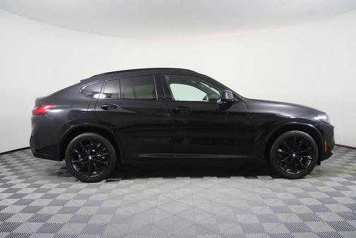 Black Sapphire Metallic 2024 BMW X4 xDrive30i