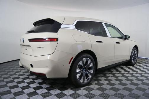 2026 BMW iX xDrive45
