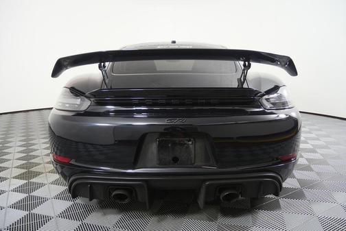 2021 Porsche 718 Cayman GT4