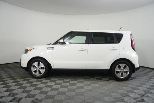 Clear White 2015 Kia Soul Base