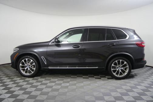Dark Graphite Metallic 2020 BMW X5 sDrive40i