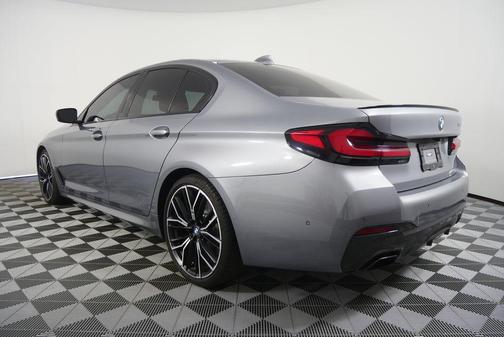 2023 BMW 530 i