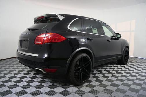 2014 Porsche Cayenne Base