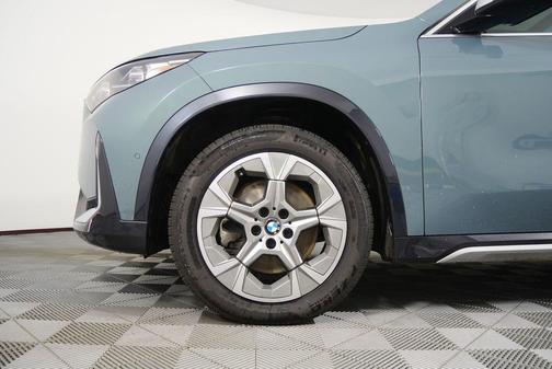 Cape York Green Metallic 2025 BMW X1 xDrive28i