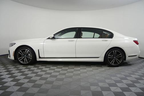2022 BMW 750 i xDrive