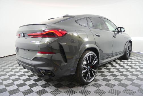 Dravit Grey Metallic 2027 BMW X6 M60i